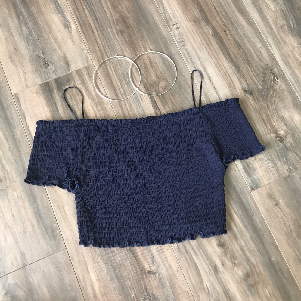 Crop top + hoops